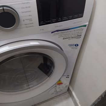 Bosch Çamaşır Makinesi Sorunu: Yardım Bekliyoruz