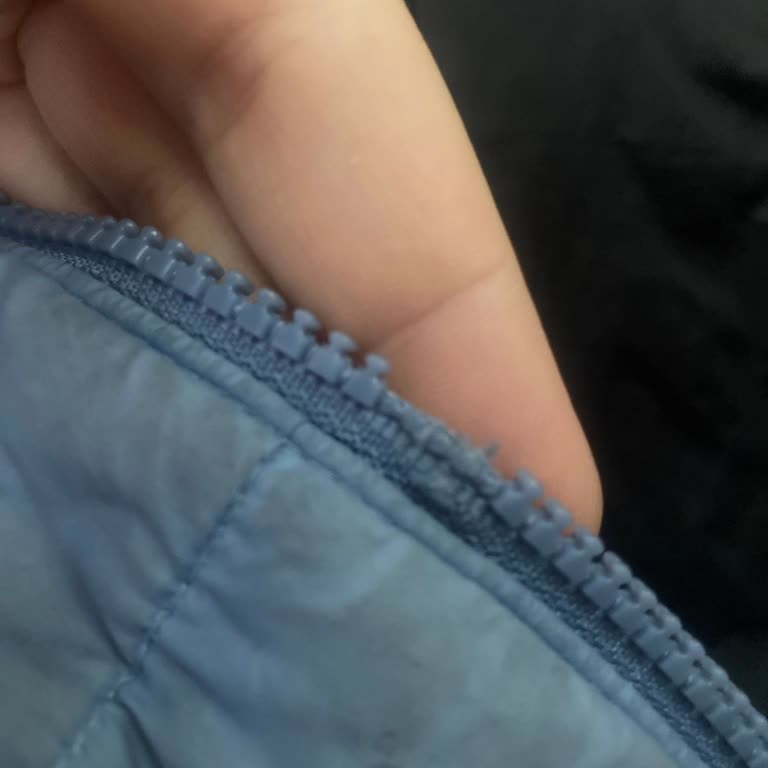 Paul Mark'ın Kırılan Fermuar Ve Yetersiz Müşteri Hizmeti