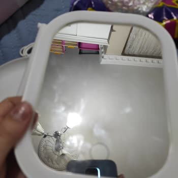 Kırık Ve Lekeli Ürün Teslimatı, Çözüm Bekliyorum