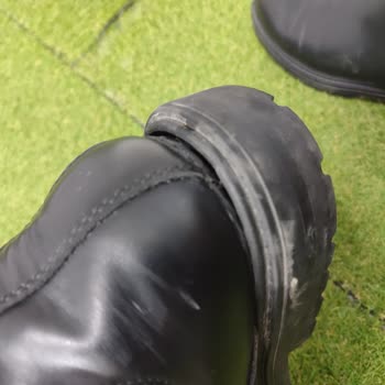 Zara Botlarının Kalitesi Hayal Kırıklığı Yarattı