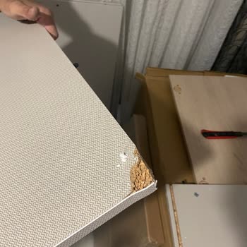 Cross Yatak Odası Takımı Kurulum Sorunu Ve Çatlak Raflar