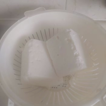 Bozuk Beyaz Peynirle Mağduriyet