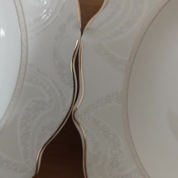 Çeyiz Paketi Hayal Kırıklığı: Kırık Ve Defolu Ürünler