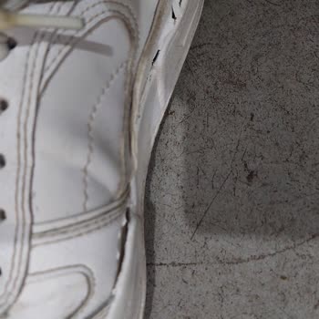 Stradivarius Ayakkabıda Hayal Kırıklığı: 2 Haftada Yıpranan Kalite