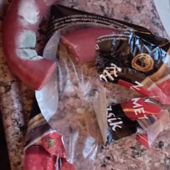 Güvendiğim Markanın Küflü Sucuğu Hayal Kırıklığı Yarattı