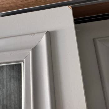 Kelebek Mobilya'da Hayal Kırıklığı: Eksik Ve Hasarlı Ürün Teslimatı