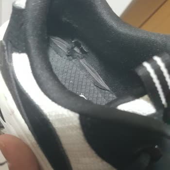 Garanti Sürecinde Hayal Kırıklığı: Yırtılan Ayakkabılar