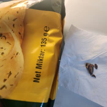 Simba Cipsin İçinden Çıkan Şaşırtıcı Madde