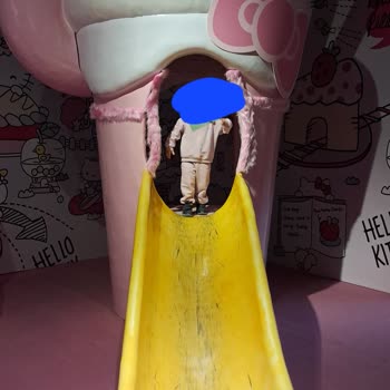 Akasya AVM Hello Kitty Müzesinde Hayal Kırıklığı Ve Güvenlik Endişesi