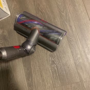 Dyson Süpürge Başlık Ve Pil Sorunları