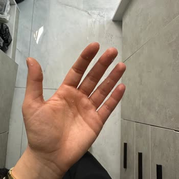 Neutrogena Nemlendirici Beklentileri Karşılamıyor