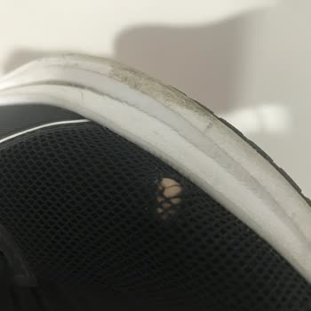 Puma Ayakkabıda Erken Yıpranma Ve Mağaza İlgisizliği