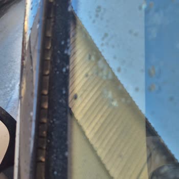 Mini Cooper'da Cam Fitili Sorunu: Premium Markaya Yakışmayan Deformasyon!