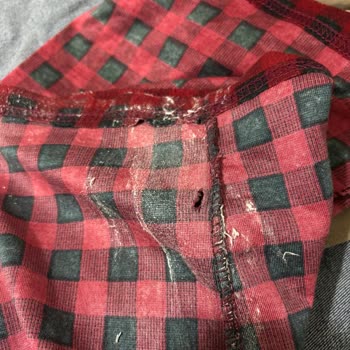 Vestel Çamaşır Makinesi: Çizik Kapağı Ve Yırtılan Çamaşırlar