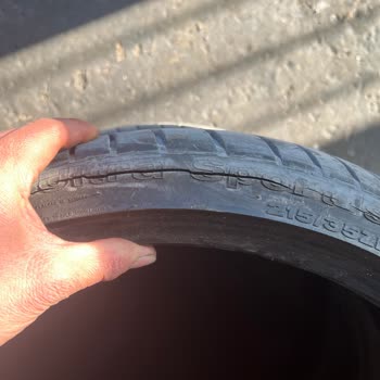 Petlas Lastiklerinde Kronik Çatlak Sorunu