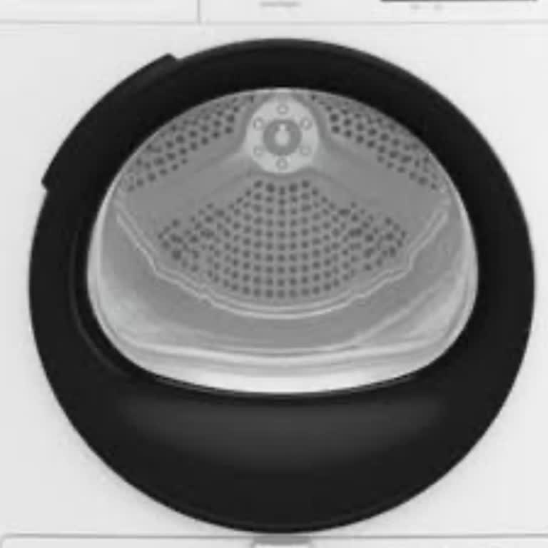 Kurutma Makinesi Kıyafetleri Çekiyor