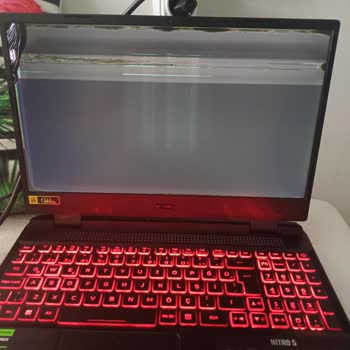 Sms Infocom Teknoloji Servisi Yetkili Servis Mağduriyeti: Hasarlı Bilgisayar