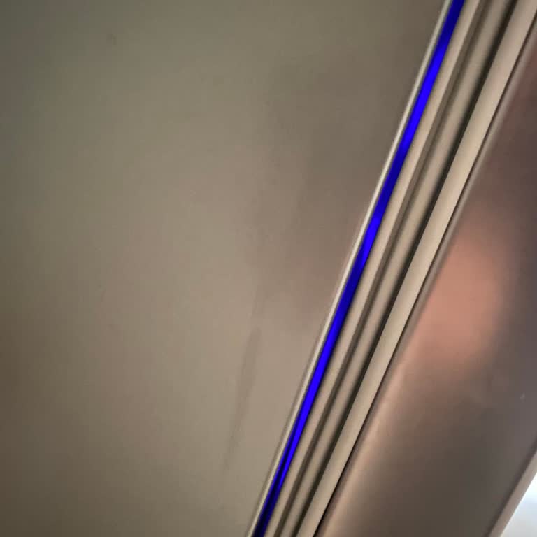 Buzdolabı Kapağı Kapanmıyor, Yiyecekler Bozuluyor