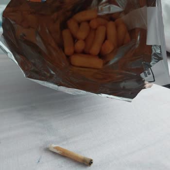 Çerezza Cipsinden Çıkan Şok: Sigara İzmariti