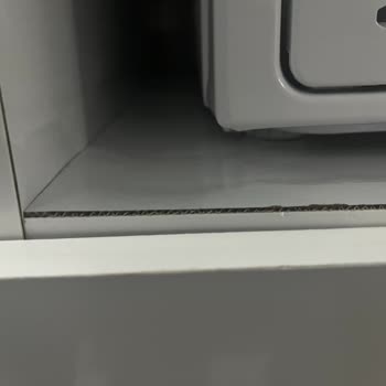 Kurutma Makinesi Kurulumu Sonrası Dolap Hasarı