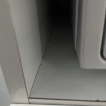 Kurutma Makinesi Kurulumu Sonrası Dolap Hasarı
