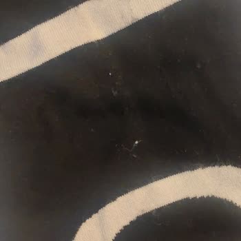 Twist Mağazasında Hayal Kırıklığı: Tiftiklenen Atkı