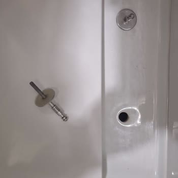 Seramiksan Klozet Kapağı Vidası Bulunamıyor Ve Müşteri Hizmetleri Yanıt Vermiyor