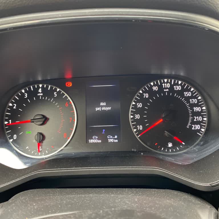 Yeni Araçta Akü Sorunu Ve Uyarı Mesajı