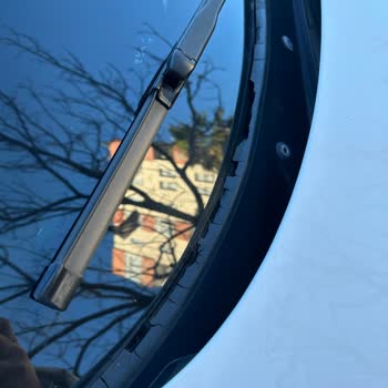 BMW 116d Joy Plus: Ön Cam Fitilleri Sorunu