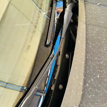 BMW 116i Araçta Kalitesiz Malzeme Ve Güvenlik Sorunları