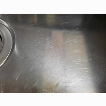 Teka Mutfak Evyesinde Çizilme Sorunu