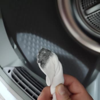 Yeni Alınan Kurutma Makinesi Çamaşırları Yırtıyor