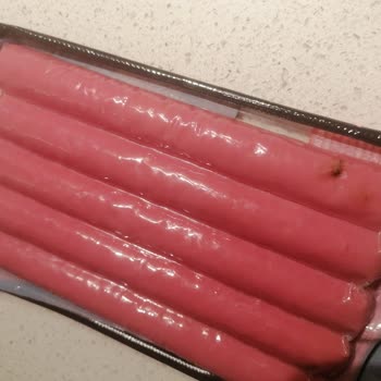 Marketten Alınan Sosislerde Güvenlik Endişeleri