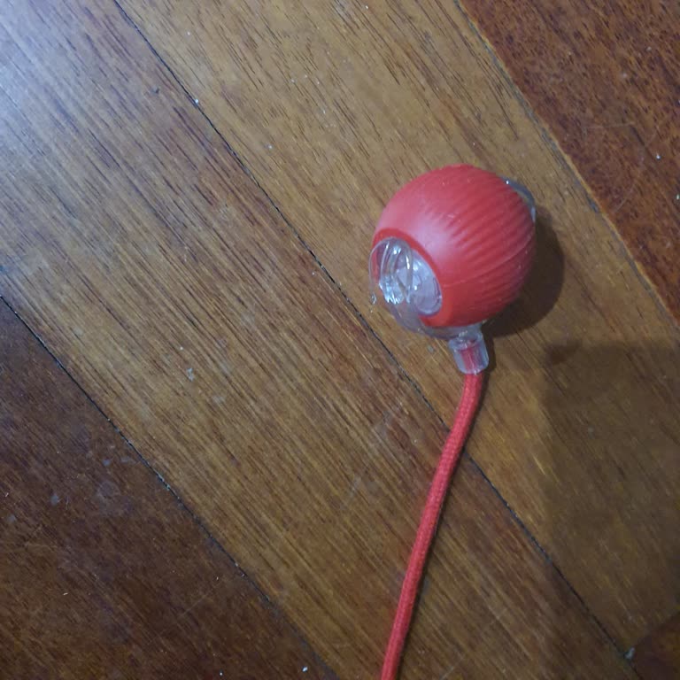 Trendyol'dan Aldığım Kedi Oyuncakları Çalışmıyor