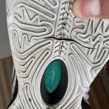 Nike Lebron 21: Patlayan Yastıklama Sorunu