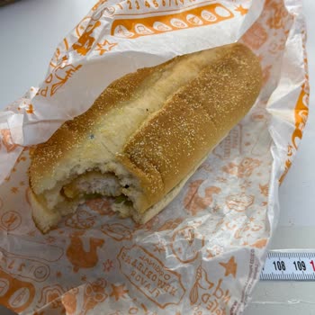 Küflü Ekmek Ve İlgisiz Hizmet: Popeyes'te Hayal Kırıklığı