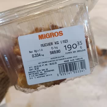 Kuşadası Migros'ta Küflü Meze Şoku!