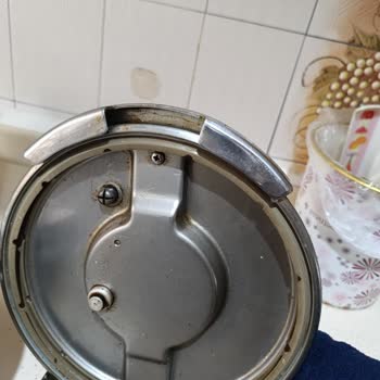 Patlayan Düdüklü Tencere İle Yaşanan Tehlike