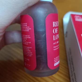 Bozulan Peeling Serum: İlk Kullanımda Hayal Kırıklığı