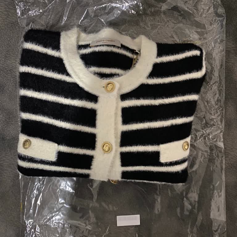 Pierre Cardin'den Gelen Deformasyonlu Hediye Mahcubiyeti