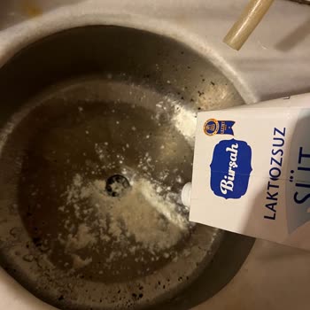 Bozuk Laktozsuz Süt Tehlikesi