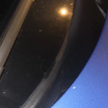 BMW Ön Cam Fitil Sorunu Ve Premium Kalite Beklentisi