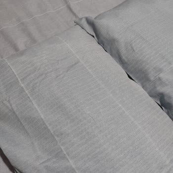 Hayal Kırıklığı: Eskimiş Nevresim Sorunu