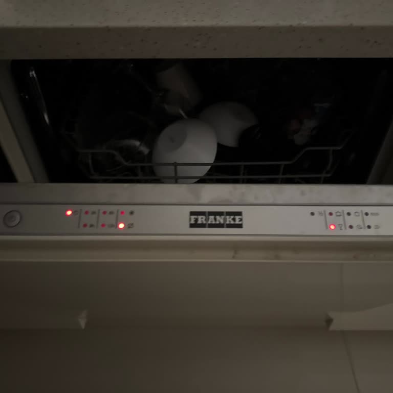 Franke Bulaşık Makinesi Bardak Işığı Sorunu