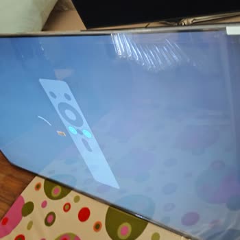 Eksik Parçalarla Gelen TV