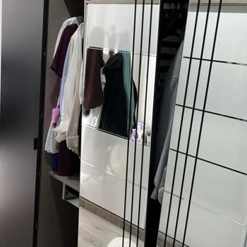 Dolap Kapakları Düşüyor, Servis İlgisiz!