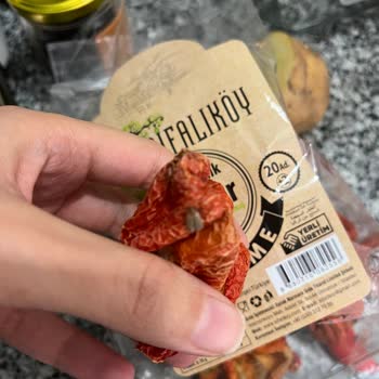 Şifalıköy (sifalikoy.com) Paketi Açar Açmaz Kelebek Çıktı