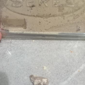 BİM Antep Fıstıklı Helvada Taş Sorunu