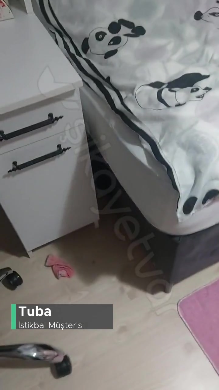 İstikbal 2 Buçuk Aydır Baza Ve Başlık Bekliyorum! videonun kapak resmi