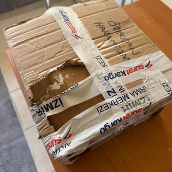 Özensiz Paketleme Ve Geç Teslimat Sorunu